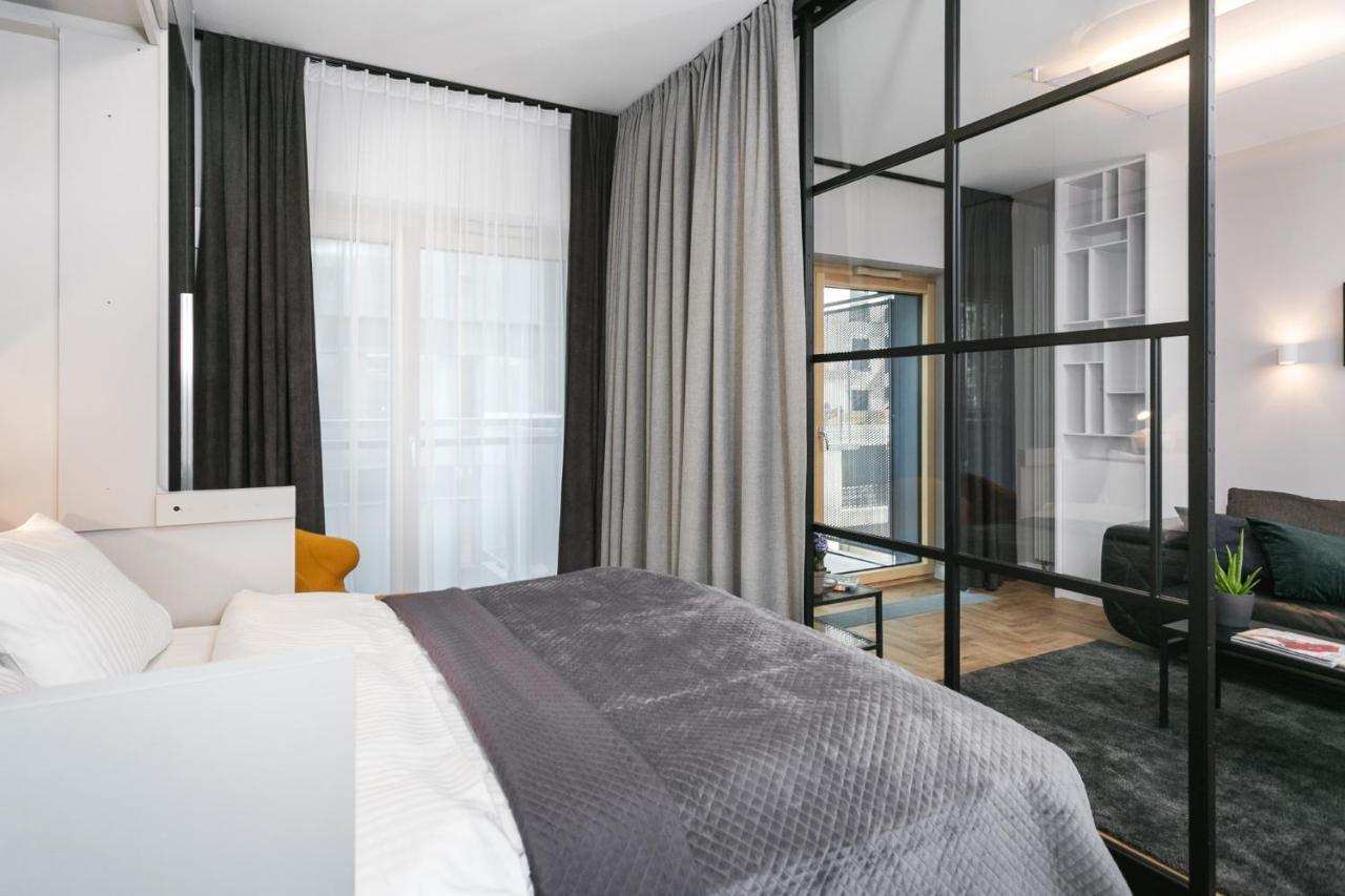 Apartamenty Mennica Residence - Golden Apartments Varšava Exteriér fotografie