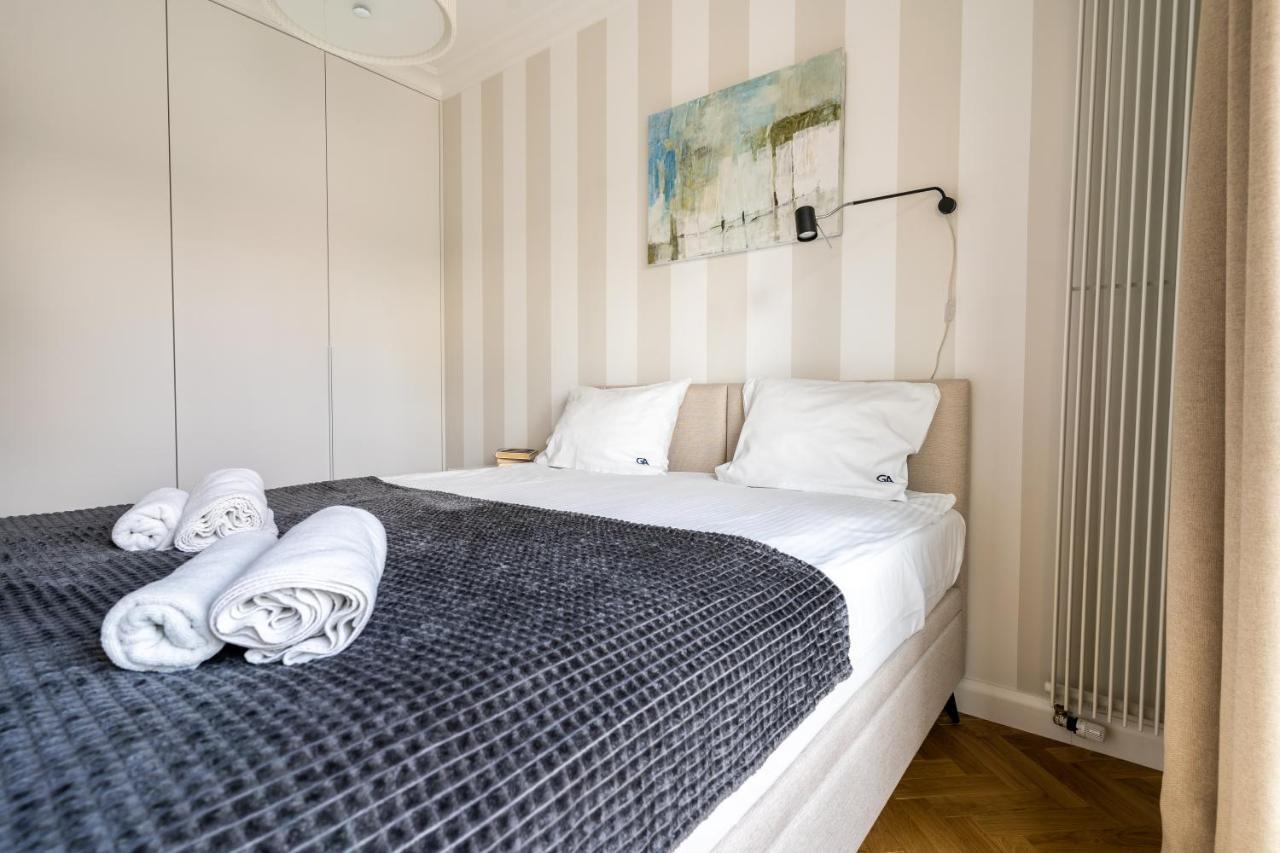 Apartamenty Mennica Residence - Golden Apartments Varšava Exteriér fotografie