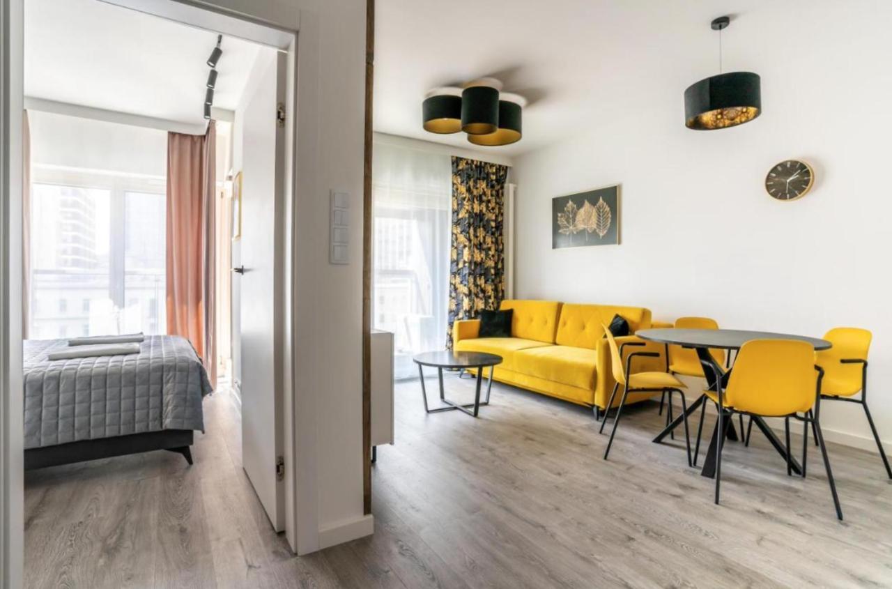 Apartamenty Mennica Residence - Golden Apartments Varšava Exteriér fotografie