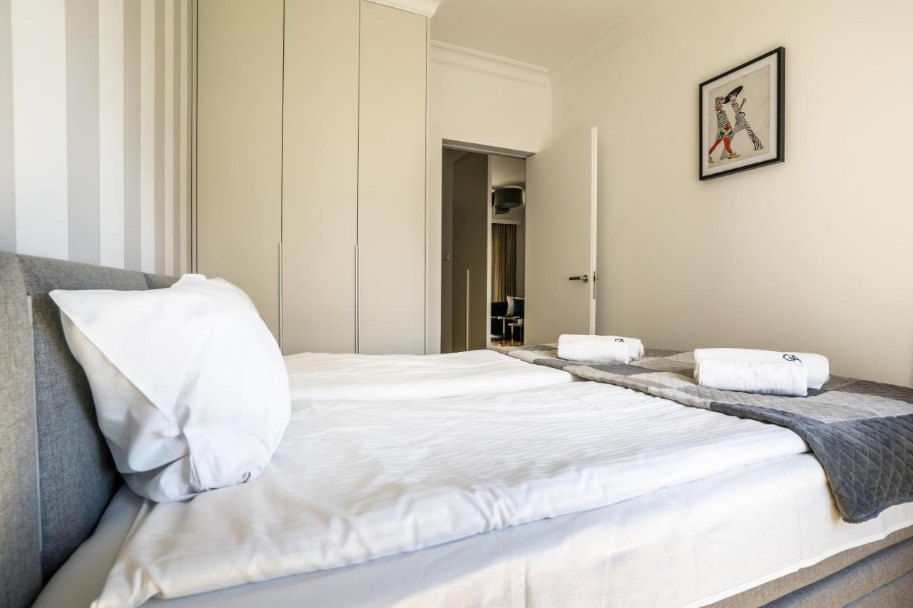 Apartamenty Mennica Residence - Golden Apartments Varšava Exteriér fotografie